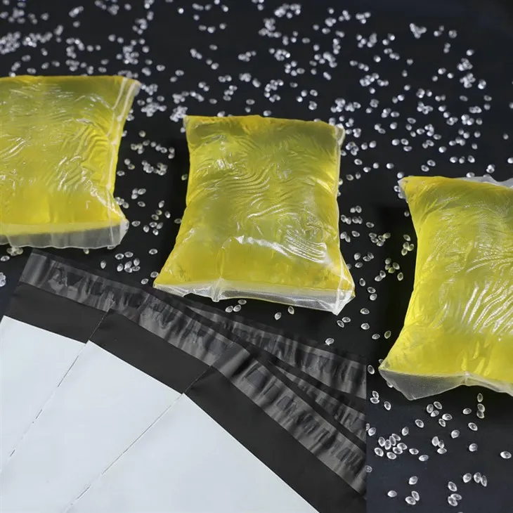 Tavné lepidlo Courier Bag